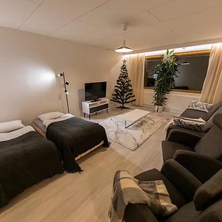 וילה Arctic Aurora With Sauna - Northern Lights And Adventures In The Hometown Of Santa Claus,