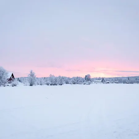 Arctic Aurora With Sauna - Northern Lights And Adventures In The Hometown Of Santa Claus, וילה *