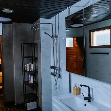 Arctic Aurora With Sauna * Rovaniemi